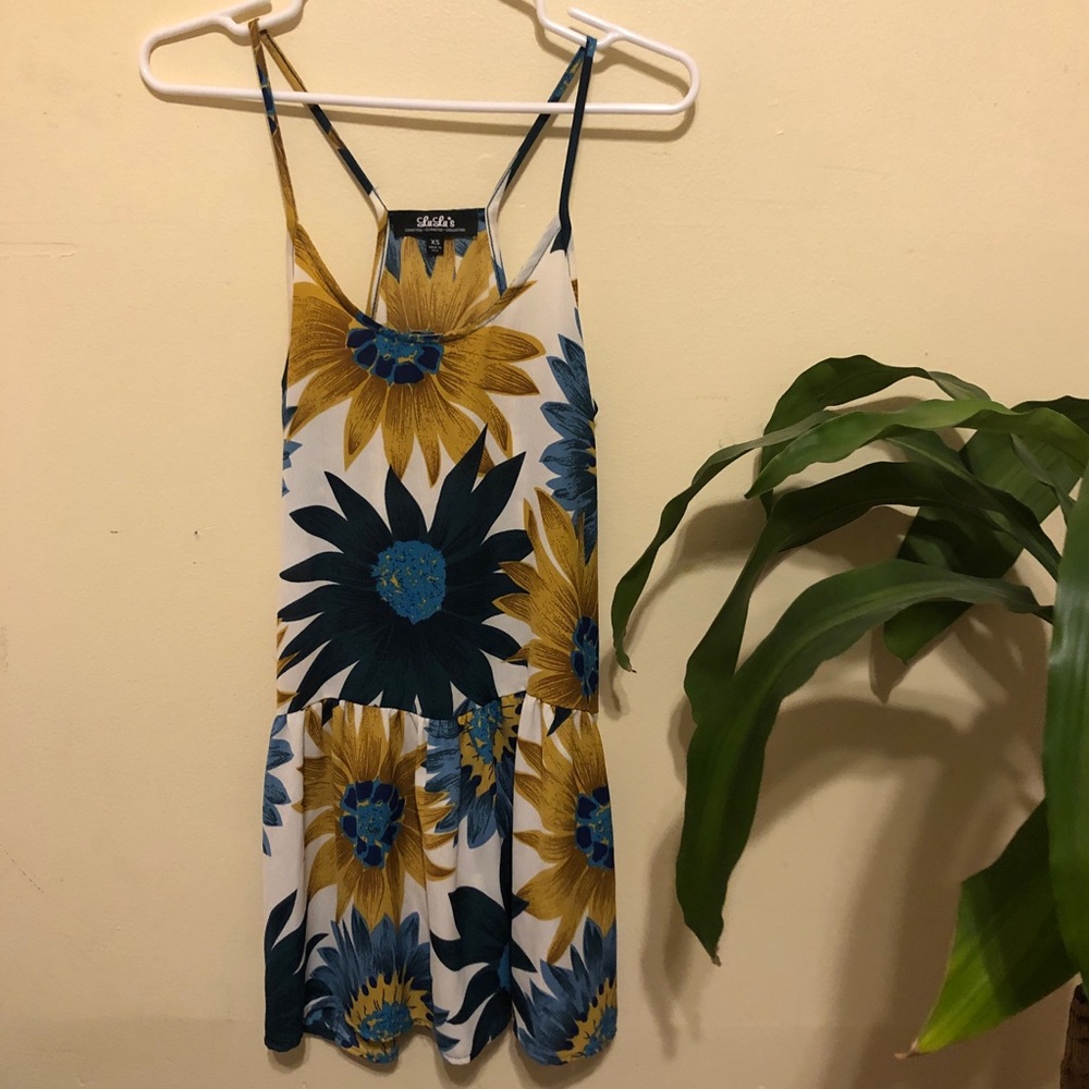 Lulu’s floral print dress